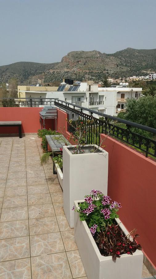 Hanna'S Apartments Paleóchora Extérieur photo